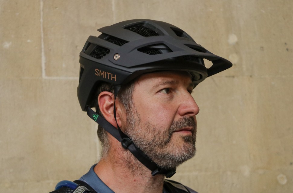 Smith forefront 2 deals helmet